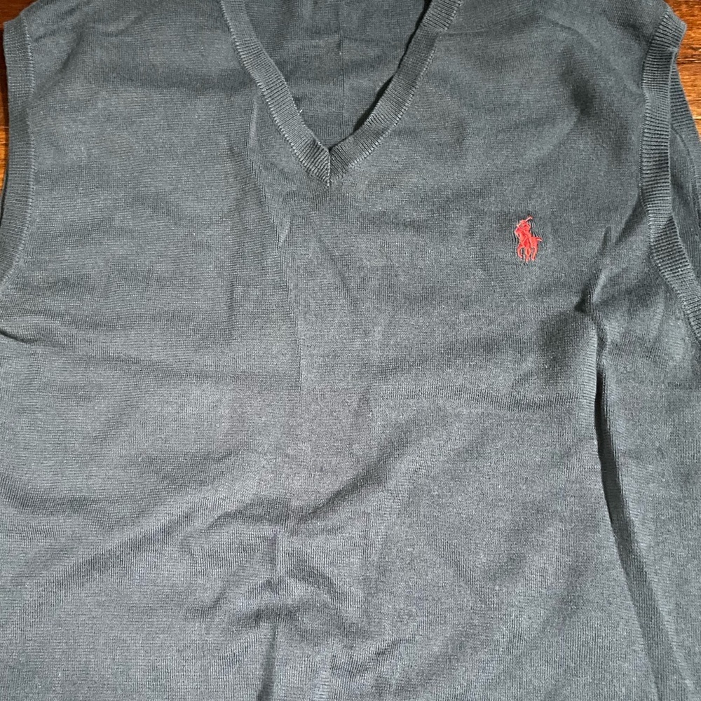 Polo Ralph Lauren Men’s Sweater Vest. Sz XL. Great condition.